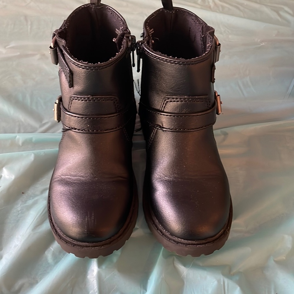 Old Navy girls size 10 combat boots black